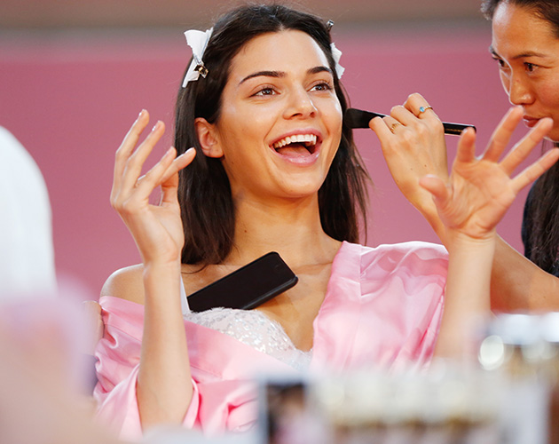 8 Bits Of Gossip We Picked Up Backstage At The VS Show
