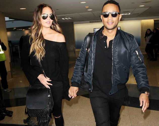 Chrissy-Teigen-Racist-Tweet