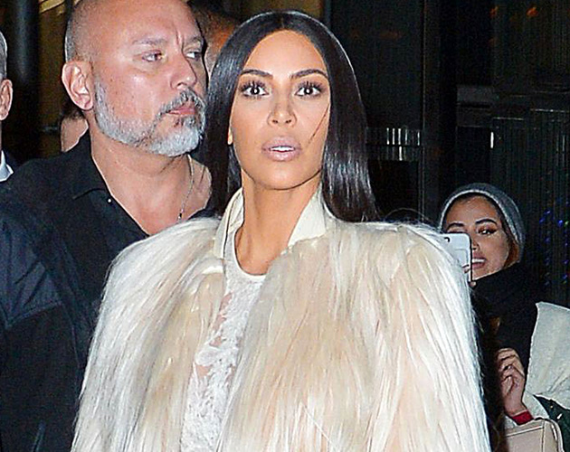 Why Kim Kardashian And Kendall Jenner’s Red Carpet Appearance Was A Lie