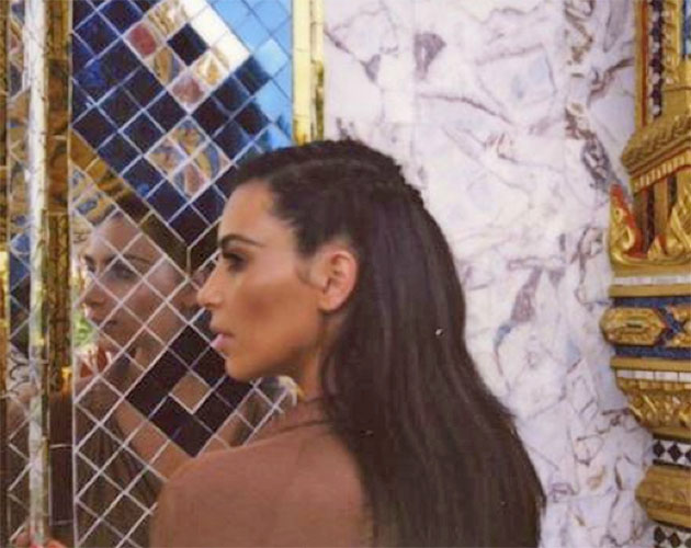 Kim Kardashian’s First Selfie Of 2017 Features A New Piercing
