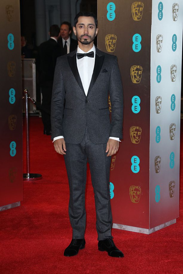 Riz Ahmed chose a cool grey suit