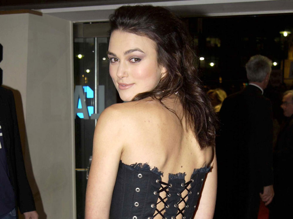 25 Keira Knightley Outfits From The 00s She Would Never Wear Now