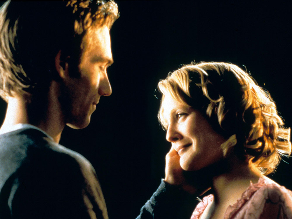 6 Tips For The Perfect First Kiss