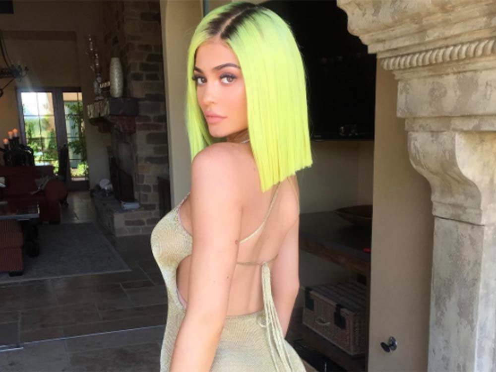 Kylie Jenner’s Coachella Highlighter Hair Has Caused Some Dramz