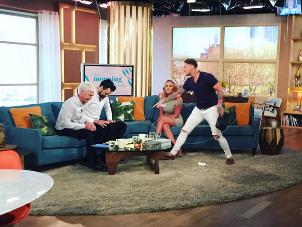 The Sad Reason Why Holly Willoughby Missed Today’s This Morning