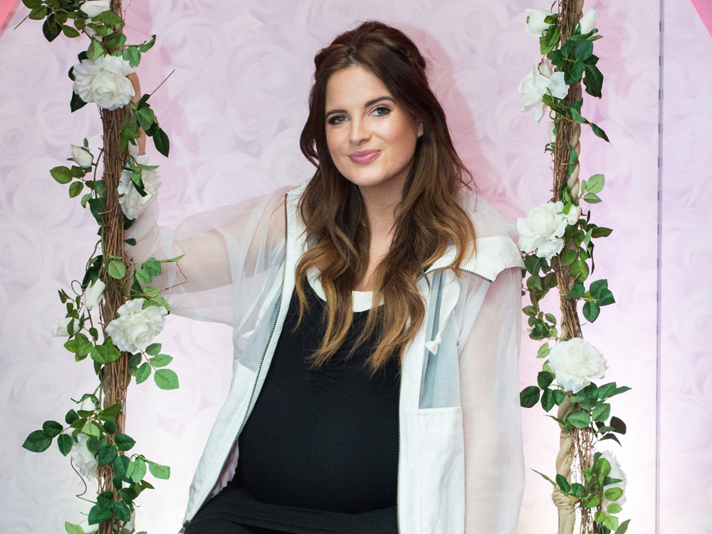 Pregnant Binky Felstead Rocks Trainers To Her Brother’s Wedding