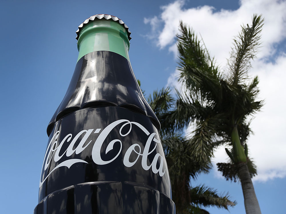 People Are Actually Using Coca-Cola To Boost Their Tan