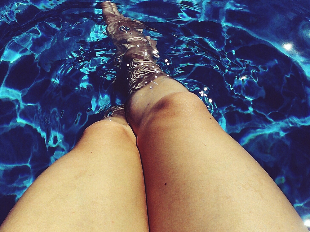 This Super Simple Beauty Hack Will Stop Your Thighs From Chafing In The Heat