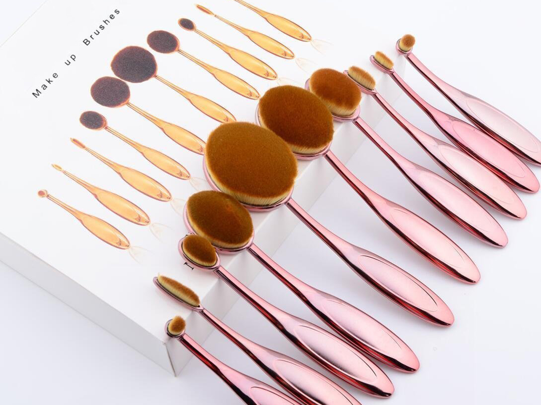 Get 20% Off CDC Oval Makeup Brushes