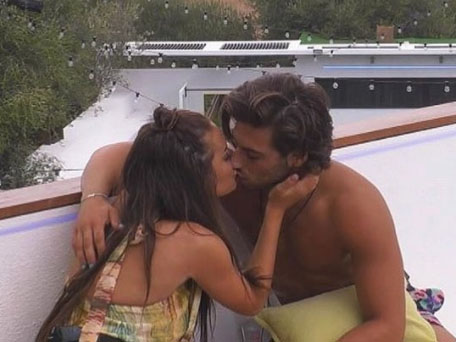 Love Island Viewers Were Distracted By Something During Last Night’s Show