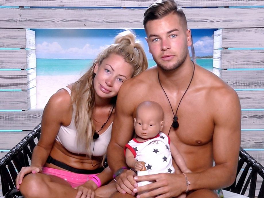 Olivia and Chris on Love Island