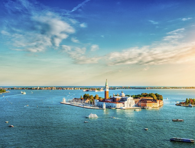 iStock_000040748896_Medium