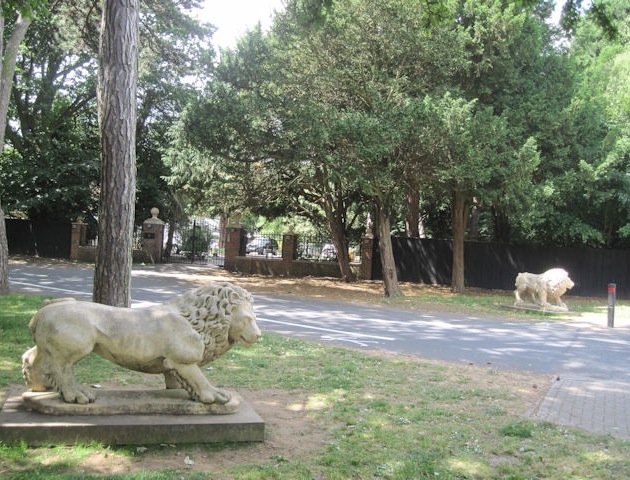 Lion statues at entrance to Weelsby Woods Grimsby