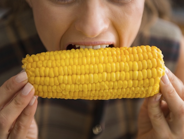 The crunch is perfect, the sweetness even better, and the flavor is so rich. There's nothing that says the end of summer time, and the beginning of Autumn, quite like freshly-cooked corn on the cob...