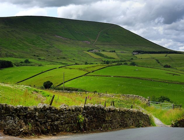 Would You Visit The Cursed Pendle Hill Where The Witch Trials Took