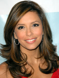 See Video Eva Longoria In Search Of A New Gardener Celebsnow