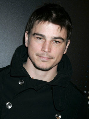 Josh Harnett linked to Abbie Cornish - CelebsNow