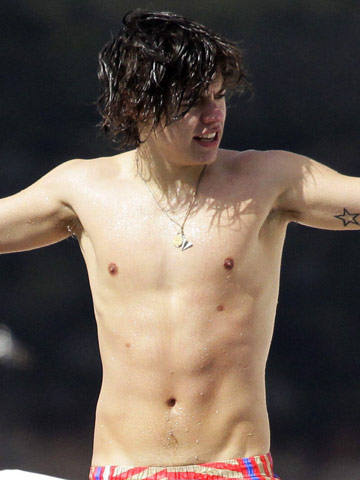 The truth about One Direction star Harry Styles' 'weird' 4 nipples