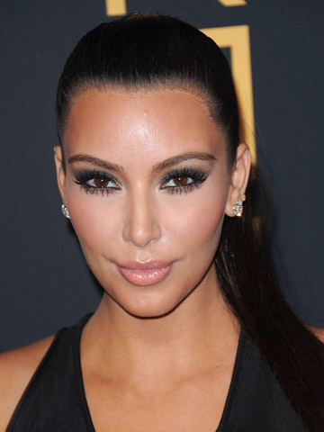 https://keyassets-p2.timeincuk.net/wp/prod/wp-content/uploads/sites/30/2012/09/00001d639-Kim_Kardashian.jpg