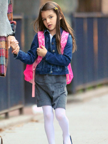 suri cruise s told santa s on a budget this christmas celebsnow