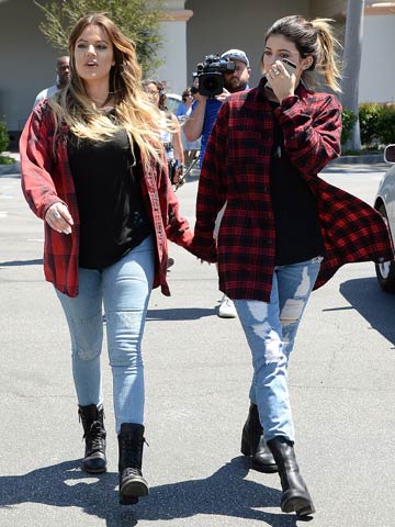 cute sister matching outfits