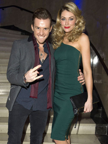 Wedding Joy Ellie Goulding Admires Boyfriend Dougie Poynter As Wedding Joy Ellie Goulding Admires Boyfriend Dougie Poynter As Mcfly S Danny Jones Gets Married Celebsnow