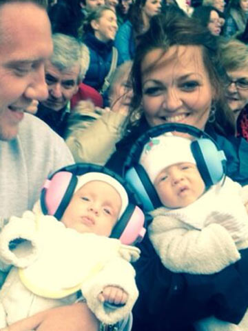 Cute Picture Louis Tomlinson S Baby Siblings Ernest And Doris Watch One Direction Gig In Dublin Celebsnow Welcome to the official one direction website. louis tomlinson s baby siblings ernest
