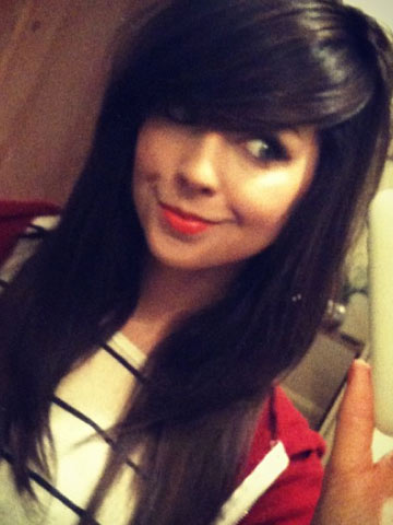 Zoella Hair Looks The Blogger S Hot Changing Styles Celebsnow