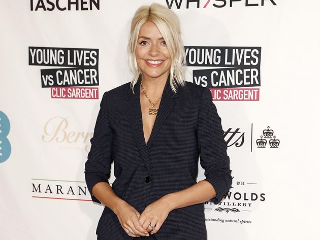 holly willoughby shares sweet family holiday photo