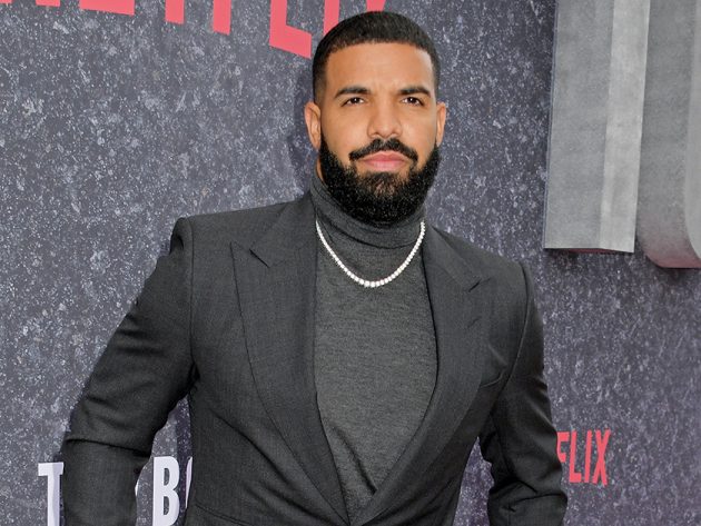 drake fuels rumours dating kylie jenner sweatshirt