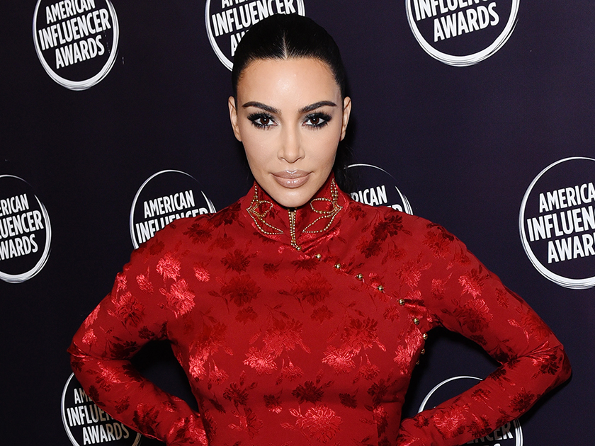 Kim Kardashian photoshop daughter north christmas card