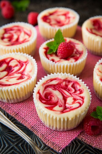 45 Amazing Cupcake Ideas Woman S Own Raspberry Cheesecake Cupcakes