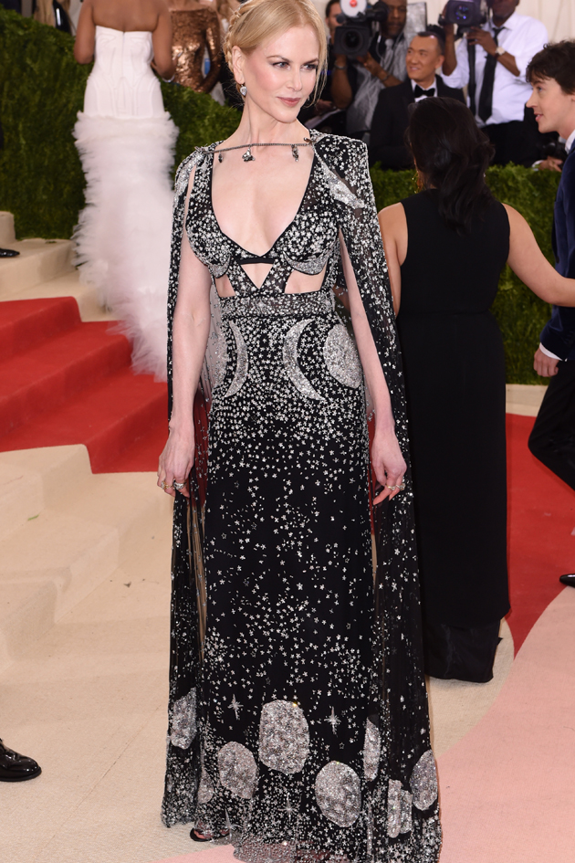 Mandatory Credit: Photo by David Fisher/REX/Shutterstock (5669034db) Nicole Kidman The Metropolitan Museum of Art's COSTUME INSTITUTE Benefit Celebrating the Opening of Manus x Machina: Fashion in an Age of Technology, Arrivals, The Metropolitan Museum of Art, NYC, New York, America - 02 May 2016