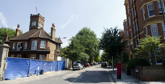 the-home-of-tv-presenter-holly-willoughby-in-barnes-south-west-london