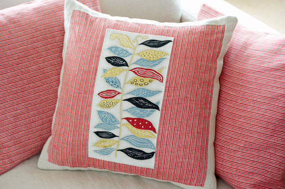 How to make a basic cushion with feature front panel and borders