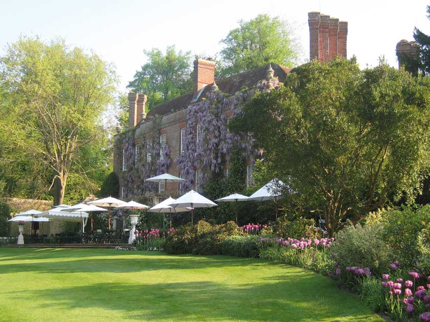 Gardens to visit Pashley Manor in East Sussex