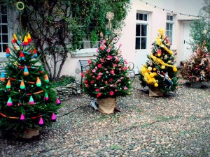 Kirsty allsopps homemade christmaschristmas tree competition