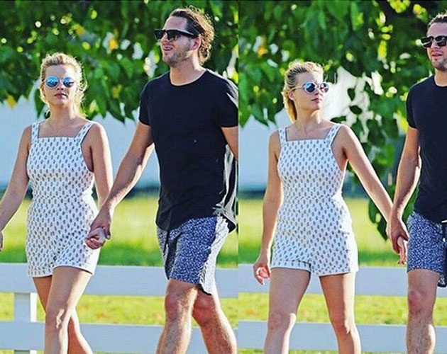 margot robbie related