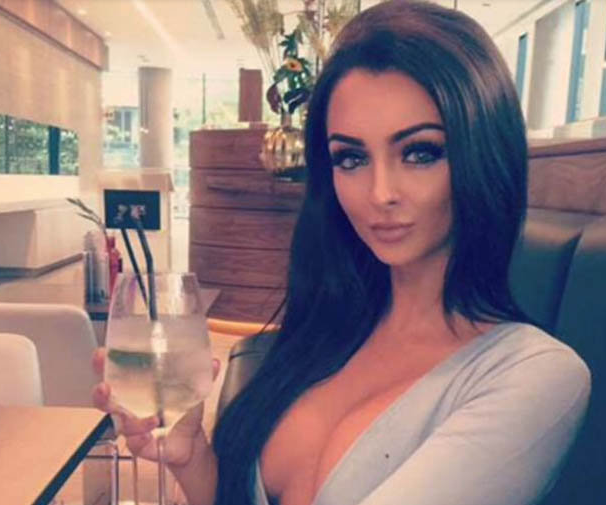kady love island