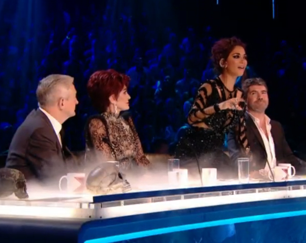 Nicoole looked fierce on tonight's X Factor Halloween special..