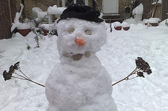 How to build a snowman