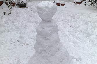 How to build a snowman