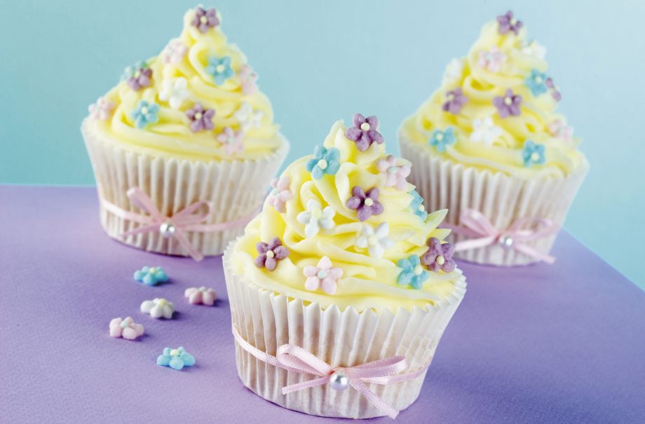 Rachel Allen's iced vanilla cupcakes