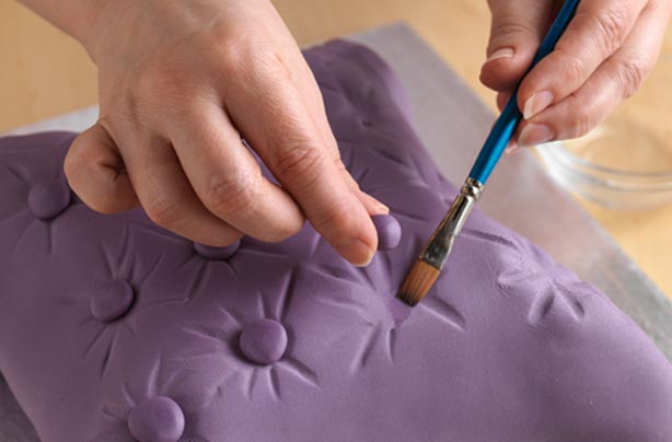 Queens jubilee cake step 16