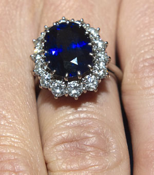 Kate and Wills' engagement pics