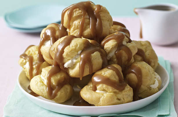 Banoffee profiteroles