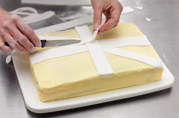 Union Jack Jubilee Cake step 2
