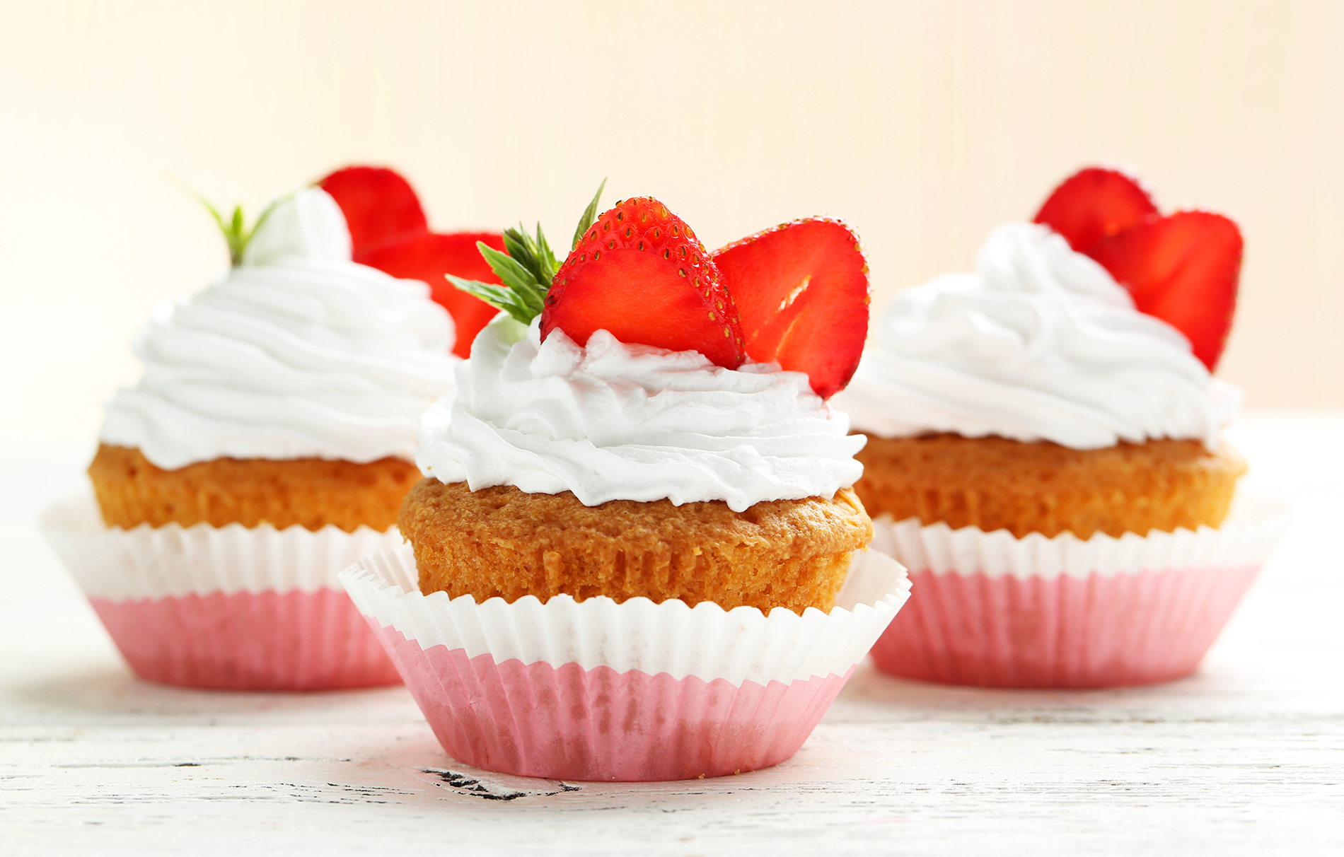 Strawberries And Cream Cupcakes Baking Recipes GoodtoKnow