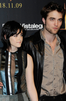 Robert Pattinson and Kristen Stewart