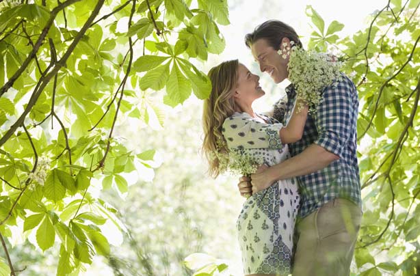 Have sex in a forest
